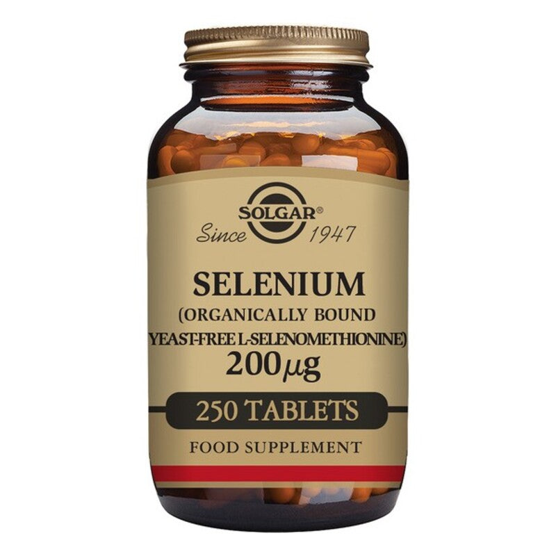 Solgar 250 capsules Selenium and its brown supplement jar on the white background